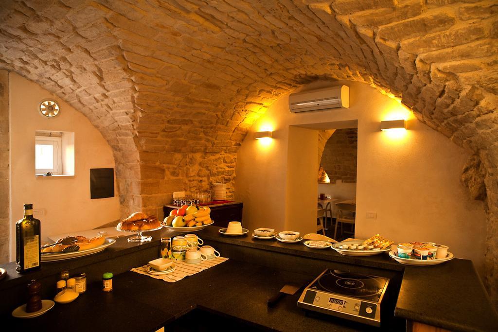 Hotel Dell'Orologio Рагуза Экстерьер фото